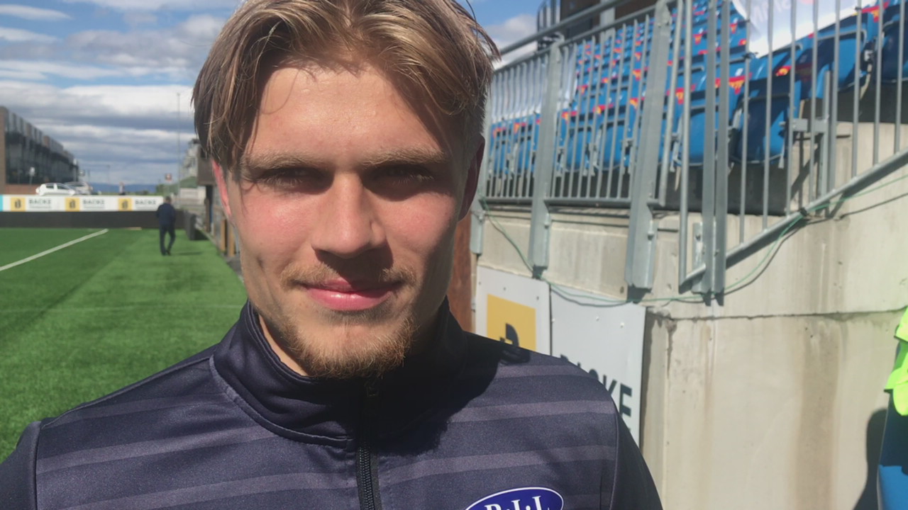 Olaus tilbake fra U21.MOV